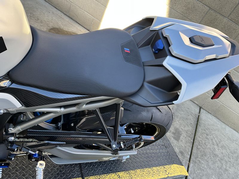 New 2026 BMW M 1000 R Image 12