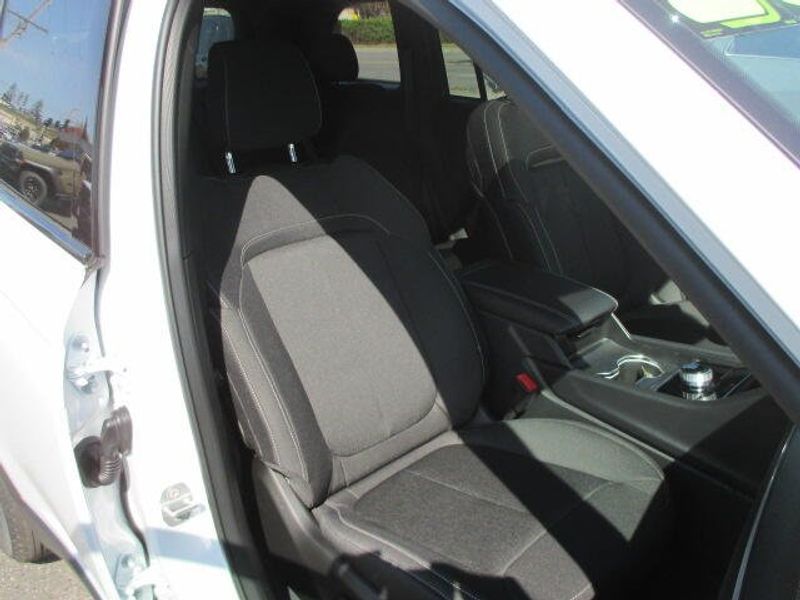 2025 Jeep Grand Cherokee Laredo X 4x4Image 26