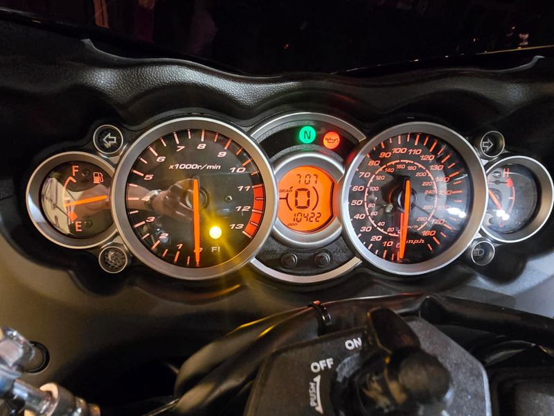 Used 2020 Suzuki Hayabusa Image 8