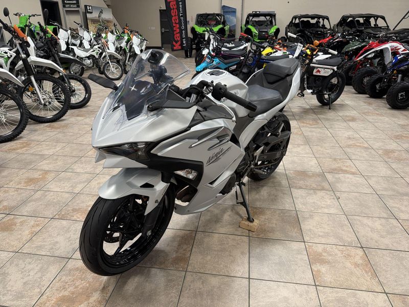 Used 2025 Kawasaki NINJA 500 Image 13