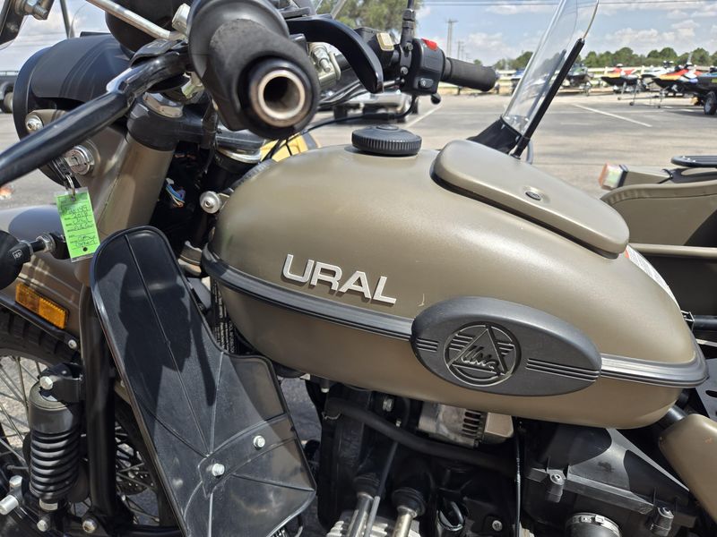 2018 URAL CT 750 Image 16