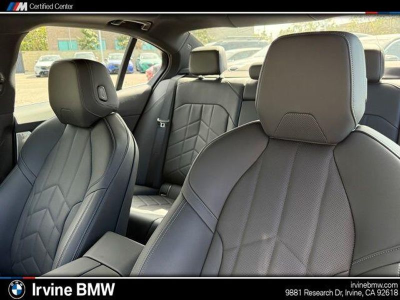 Used 2025 BMW 5 Series 530iImage 22