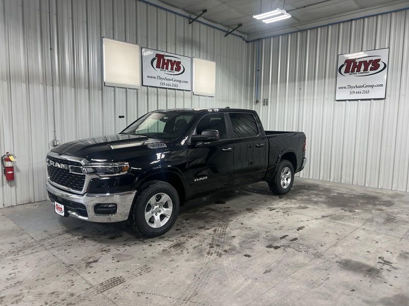 2025 RAM 1500 Big Horn Crew Cab 4x4 5