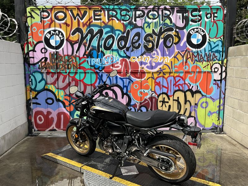 New 2026 Yamaha XSR700 Image 8