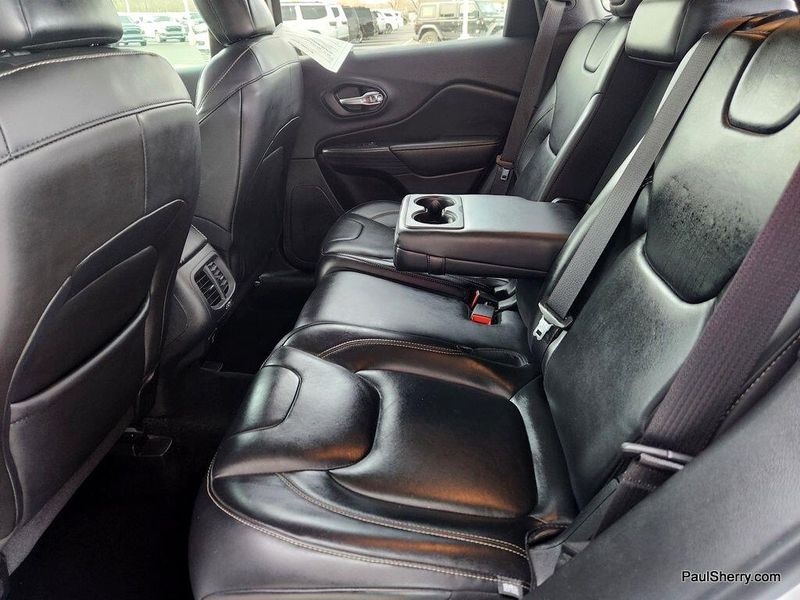 2016 Jeep Cherokee LimitedImage 31
