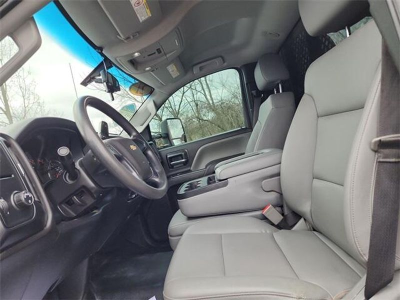 2021 Chevrolet Silverado 4500HD Work TruckImage 19