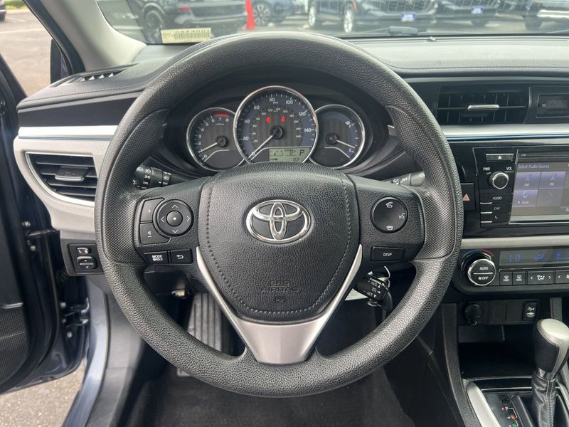 2015 Toyota Corolla LEImage 9