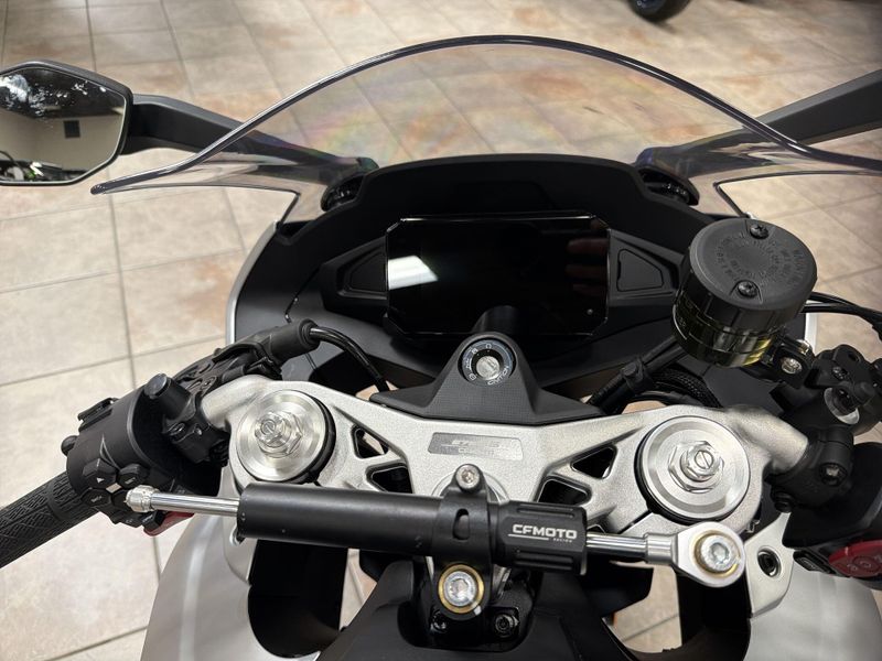 New 2026 CFMOTO 675SS Image 23