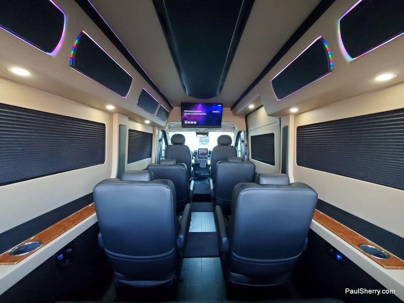 New 2024 RAM Promaster 2500 Slt+ Window Van High Roof 159