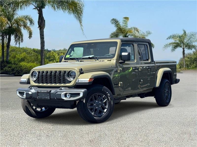 New 2026 Jeep Gladiator Sport S 4x4