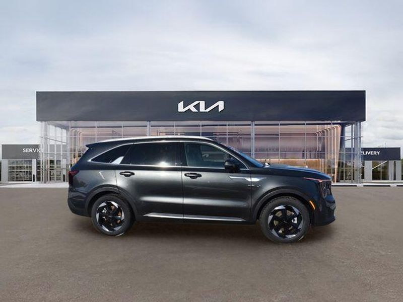 New 2026 Kia Sorento Hybrid EXImage 2
