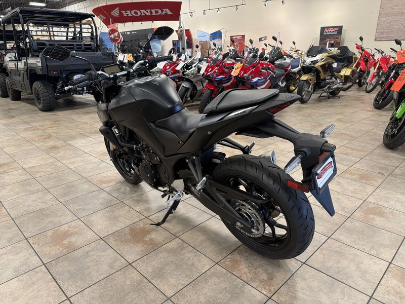 Used 2024 Yamaha MT-03 Image 15