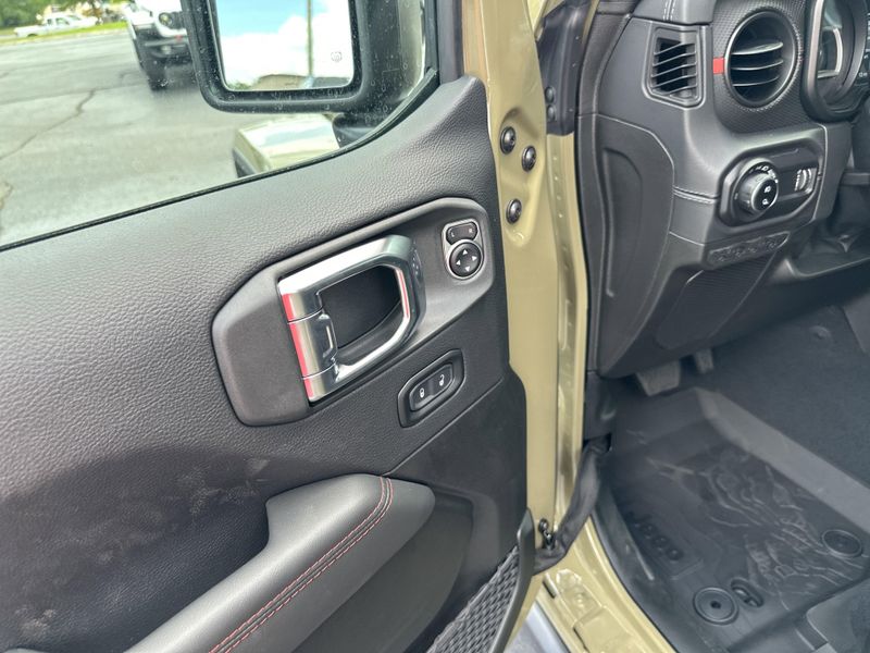 New 2025 Jeep Gladiator Rubicon X 4x4Image 18