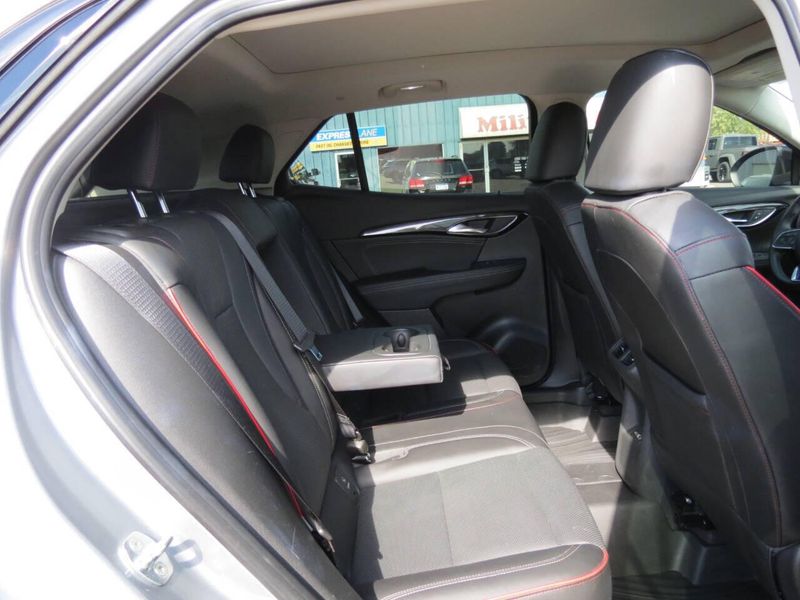 Used 2023 Buick Envision Essence AWD 4dr CrossoverImage 27