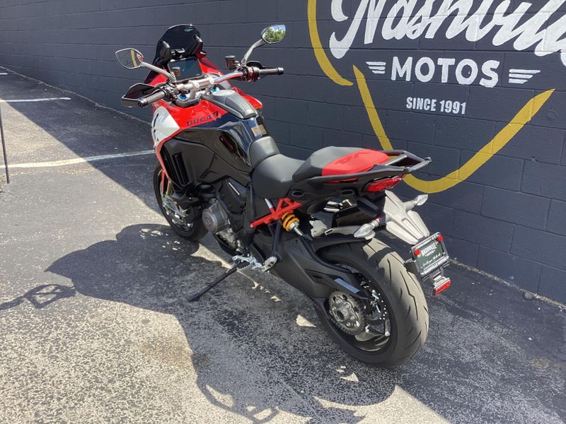 2024 Ducati Multistrada V4 Pikes Peak 
