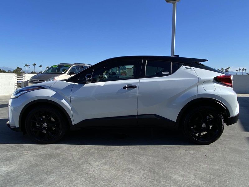 2022 Toyota C-HR NightshadeImage 6