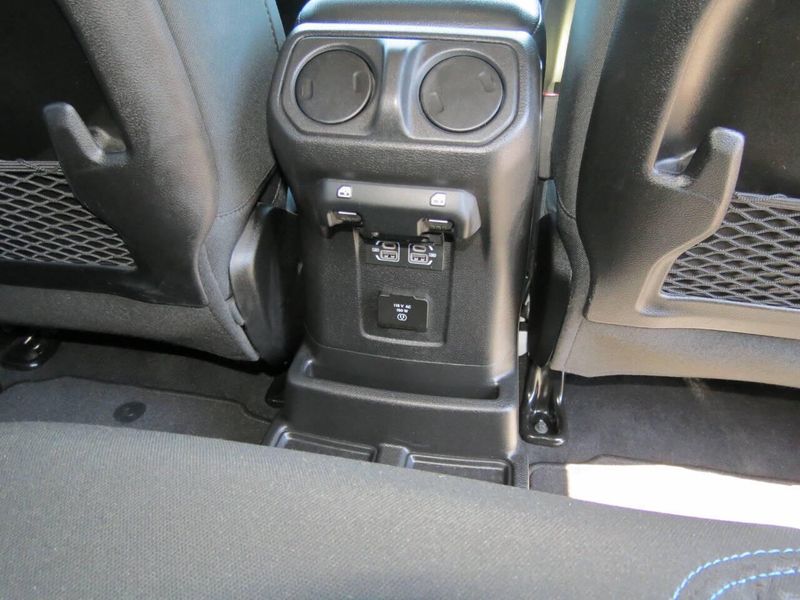 Used 2025 Jeep Wrangler 4xE Rubicon 4x4 4dr SUVImage 13