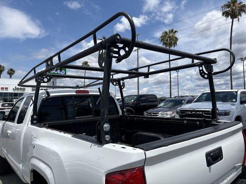 Used 2023 Toyota Tacoma SRImage 15