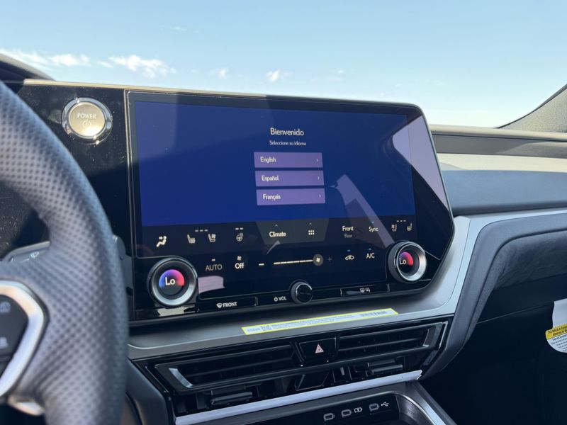 New 2026 Lexus TX 500h F SPORT Performance PremiumImage 24