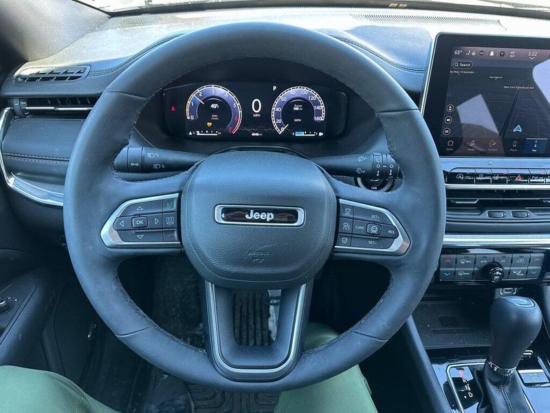 2023 Jeep Compass Red Edition photo 2