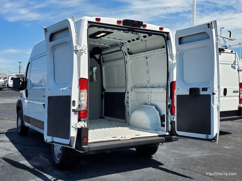 2022 RAM ProMaster 2500 High RoofImage 11