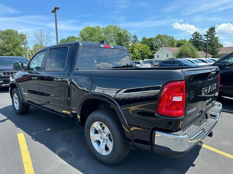 2025 RAM 1500 Big Horn Crew Cab 4x4 5