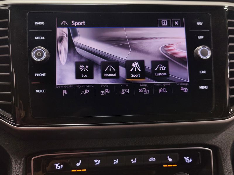 Used 2020 Volkswagen Atlas Cross Sport SEL AWD w/Sunroof/NavImage 24