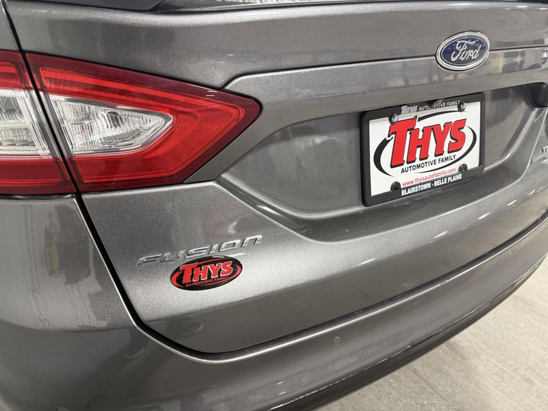 Used 2014 Ford Fusion TitaniumImage 5