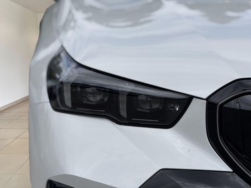 2025 BMW i5 eDrive40Image 12