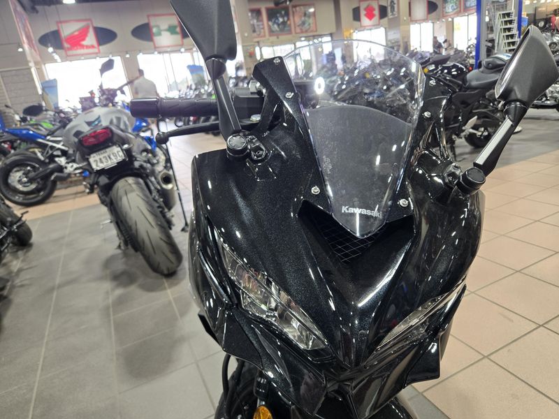 NEW 2026 KAWASAKI NINJA ZX-4R ABS Image 9