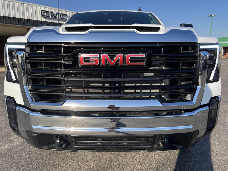2026 Gmc Sierra HD Pro photo 13