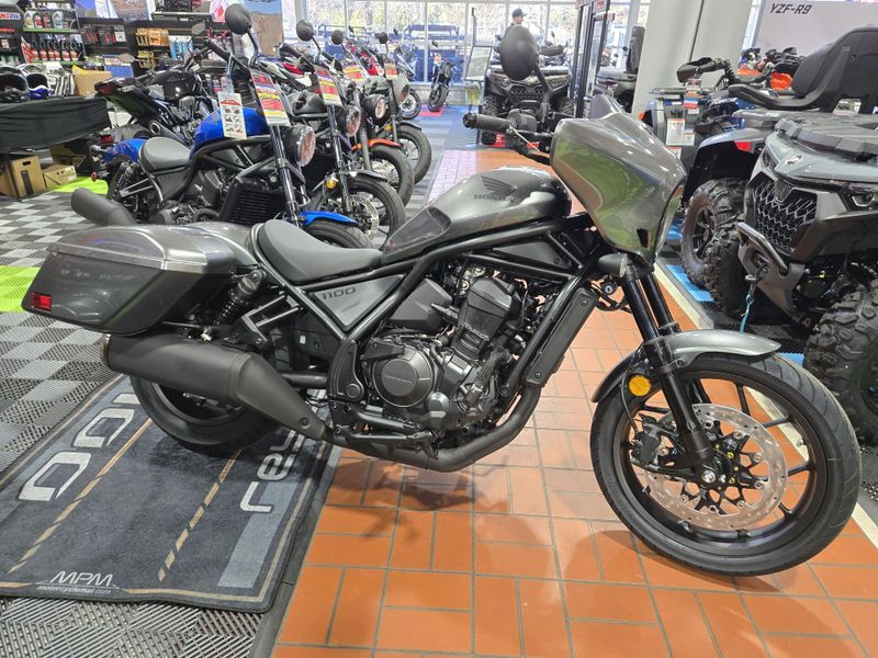 2025 Honda REBEL 1100T GREY METALLIC Image 2