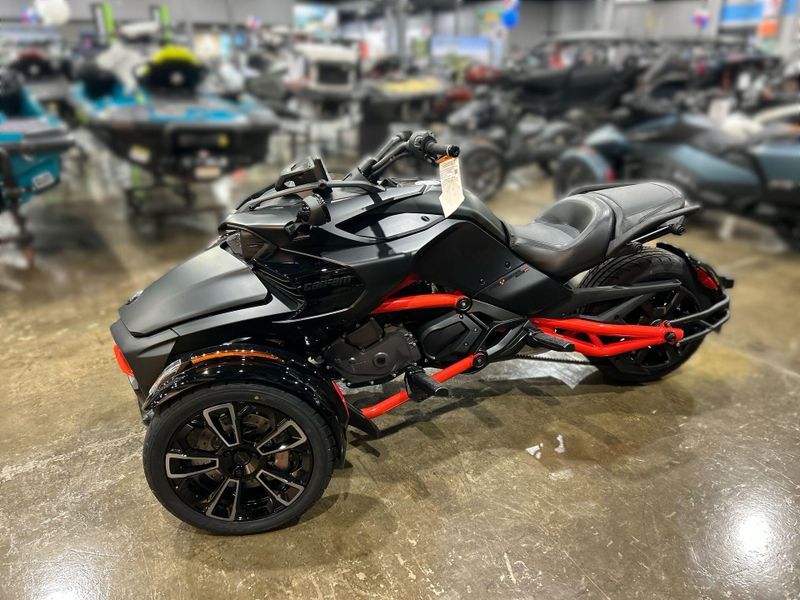 New 2026 Can-Am SPYDER F3-S (SE6) Image 10