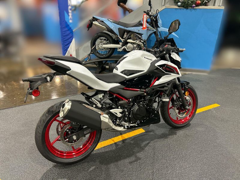 New 2026 Kawasaki Z500 SE ABS Image 14