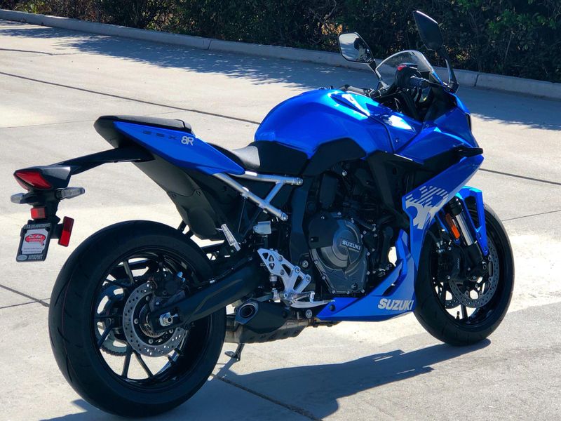 New 2026 Suzuki GSX-8R Image 17