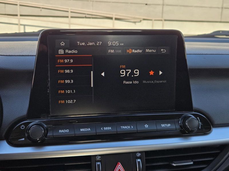 Used 2024 Kia Forte LXS IVT