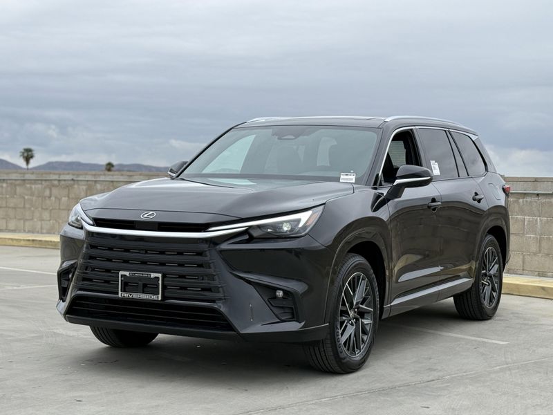 2025 Lexus TX Image 7