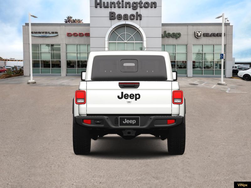 2025 Jeep Gladiator Nighthawk 4x4Image 6