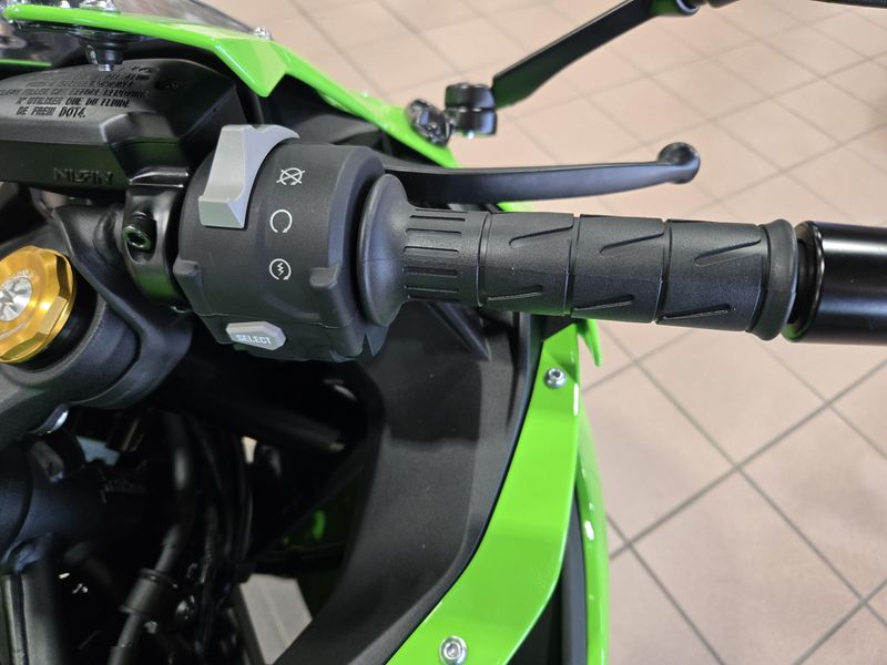 NEW 2026 KAWASAKI NINJA ZX 4RR ABS Image 14