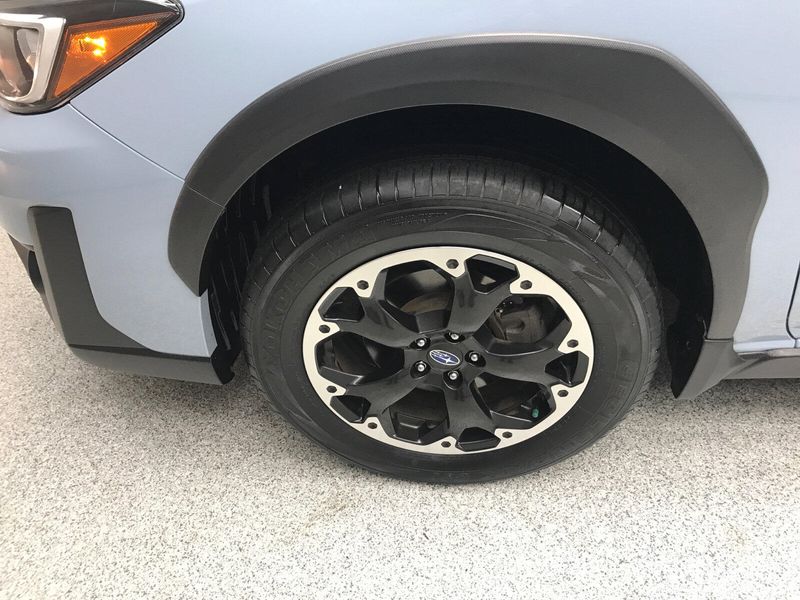 Used 2023 Subaru Crosstrek PremiumImage 2