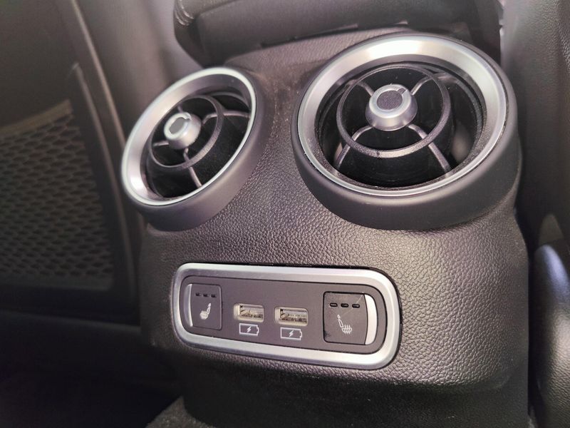 Used 2024 Alfa Romeo Giulia Veloce Premium AWD w/Sunroof/Activ AsstImage 16