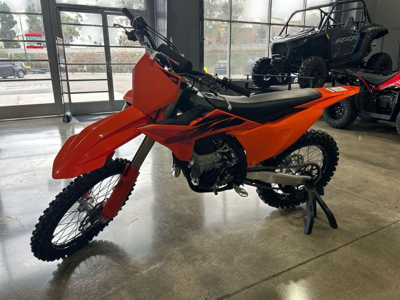 New 2027 KTM 450 SX-F Image 16