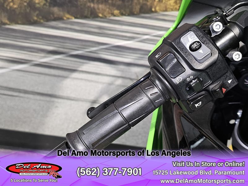 2025 Kawasaki NINJA ZX-6R KRT EDITION ABS Image 10