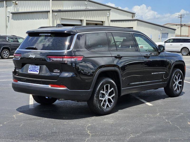 2025 Jeep Grand Cherokee L Limited 4x4Image 6