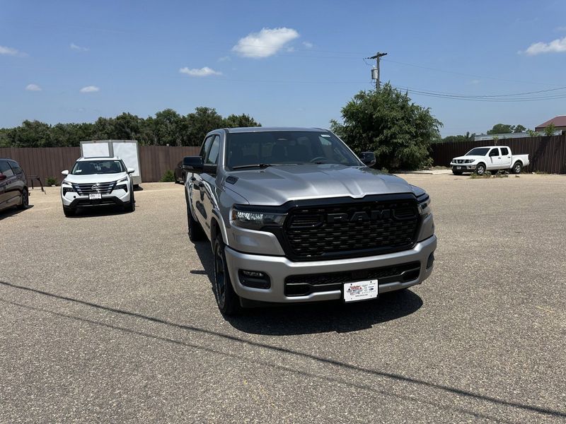 2025 RAM 1500 Big Horn Crew Cab 4x4 5