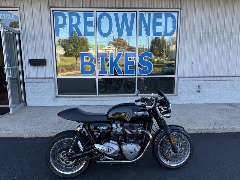 2017 Triumph THRUXTON 1200Image 1