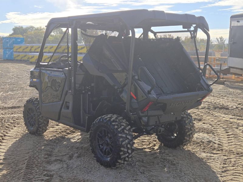 New 2026 Honda PIONEER 10005 DELUXE Image 9