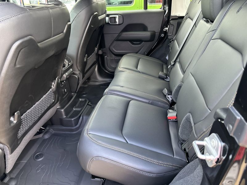 New 2025 Jeep Wrangler 4-door SaharaImage 14