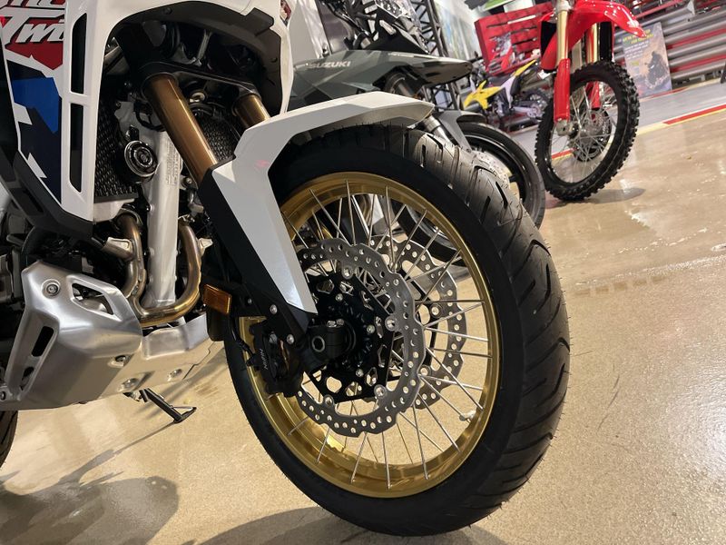 New 2026 Honda AFRICA TWIN DCT Image 19
