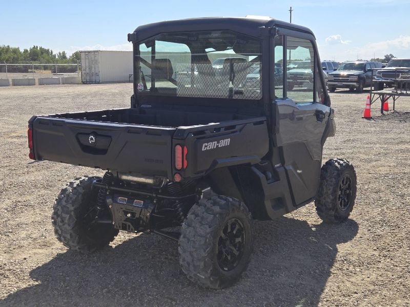 New 2027 Can-Am DEFENDER DPS CAB HD9 